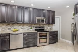 2373 NE 8th St, Fort Lauderdale, FL 33304, Sold 12/28/18