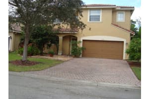 904 NW 126th Ave, Coral Springs, FL 33071, Sold 01/23/19