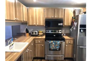 370 Lakewood Cir E, Margate, FL 33063, Sold 12/21/18