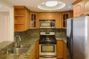 720 Collins Ave, Miami Beach, FL 33139, Sold 01/19/21