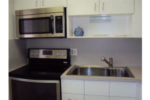 300 NE 20th St, Boca Raton, FL 33431, Sold 01/18/19