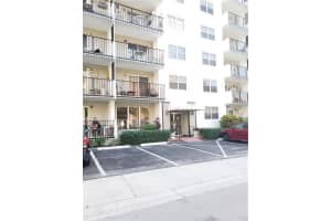 3000 Riomar St, Fort Lauderdale, FL 33304, Sold 02/08/19