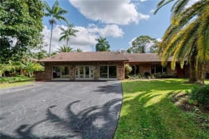 4900 Godfrey Rd, Pompano Beach, FL 33067, Sold 02/20/19