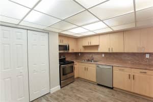 575 NW 98th Ave, Plantation, FL 33324, Sold 04/22/19