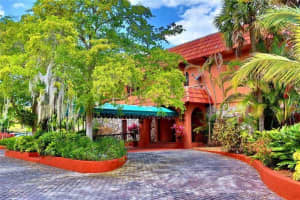 660 Tennis Club Dr, Fort Lauderdale, FL 33311, Sold 01/25/19
