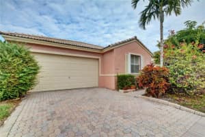 10355 SW 16th St, Pembroke Pines, FL 33025, Sold 07/02/19