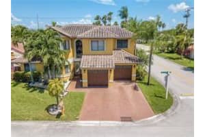 11531 SW 9th Ct, Pembroke Pines, FL 33025, Sold 03/06/19