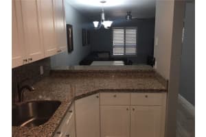 2915 NE 8th Terrace, Wilton Manors, FL 33334, Sold 01/30/19