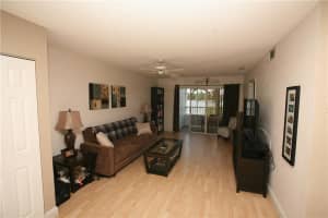 2803 N Oakland Forest Dr, Oakland Park, FL 33309, Sold 02/15/19