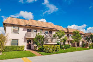 10553 NW 10th St, Pembroke Pines, FL 33026, Sold 02/08/19