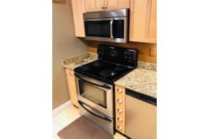 3105 Oakland Shores Dr, Oakland Park, FL 33309, Sold 12/28/18