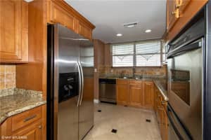 333 Sunset Dr, Fort Lauderdale, FL 33301, Sold 03/25/19