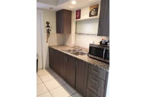 6811 NW 30th St, Sunrise, FL 33313, Sold 05/31/19