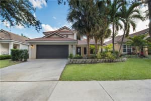 1040 Delray Lakes Dr, Delray Beach, FL 33444, Sold 09/19/19