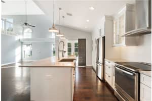 1040 Delray Lakes Dr, Delray Beach, FL 33444, Sold 09/19/19