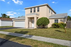 9521 NW 52nd St, Sunrise, FL 33351, Sold 02/15/19