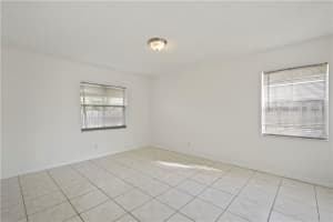 9521 NW 52nd St, Sunrise, FL 33351, Sold 02/15/19