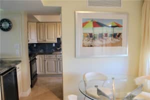 333 NE 21st Ave, Deerfield Beach, FL 33441, Sold 08/17/20