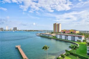 3040 Lake Shore Dr, Riviera Beach, FL 33404, Sold 02/21/19