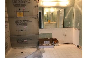 13725 Carlton Dr, Davie, FL 33330, Sold 03/26/19