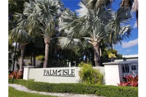 805 W Oakland Park Blvd APT E8, Wilton Manors, FL 33311, Sold 03/27/19
