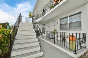 1005 SE 15th St #5b, Fort Lauderdale, FL 33316, Sold 05/20/19