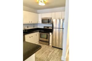 8005 Lake Dr, Doral, FL 33166, Sold 04/11/19