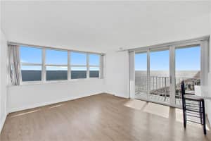 209 N Fort Lauderdale Beach Blvd #14e, Fort Lauderdale, FL 33304, Sold 05/03/19