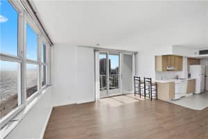 209 N Fort Lauderdale Beach Blvd #14e, Fort Lauderdale, FL 33304, Sold 05/03/19