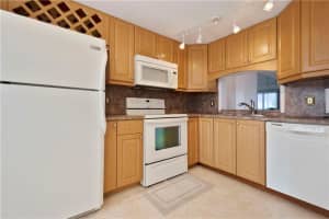 2611 N Riverside Dr # 204, Pompano Beach, FL 33062, Sold 03/29/19