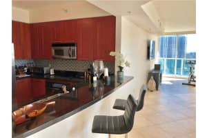 350 SE 2nd St, Fort Lauderdale, FL 33301, Sold 01/13/19