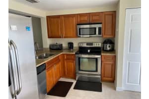 8813 NW 48th St, Sunrise, FL 33351, Sold 05/17/19