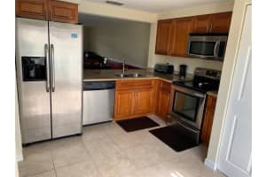 8813 NW 48th St, Sunrise, FL 33351, Sold 05/17/19