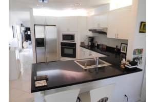 2121 Harbor Way, Weston, FL 33326, Sold 04/22/19