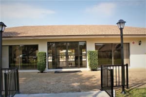 2800 S Oakland Forest Dr, Oakland Park, FL 33309, Sold 03/01/19