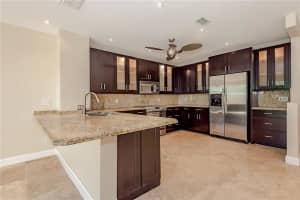 21387 Marina Cove Cir #12f, Miami, FL 33180, Sold 11/12/19