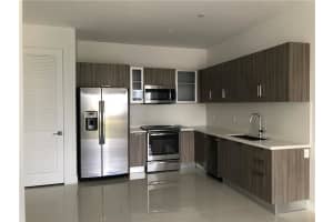 1025 NE 18th Ave, Fort Lauderdale, FL 33304, Sold 04/03/19