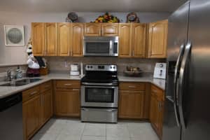 945 SW 15th St, Deerfield Beach, FL 33441, Sold 07/08/19