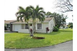 360 Lakewood Cir E, Margate, FL 33063, Sold 04/17/19