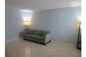 2660 NE 8th Ave, Wilton Manors, FL 33334, Sold 09/17/19