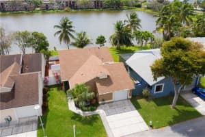 11030 SW 13th St, Pembroke Pines, FL 33025, Sold 04/30/19