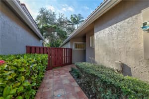 10116 NW 3rd Ct, Plantation, FL 33324, Sold 06/14/19