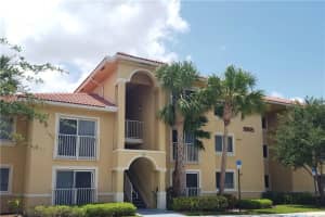 9905 Westwood Dr, Tamarac, FL 33321, Sold 03/05/19