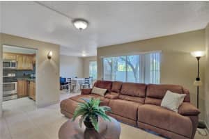 933 Coral Club Dr, Coral Springs, FL 33071, Sold 05/17/19