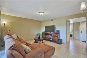 933 Coral Club Dr, Coral Springs, FL 33071, Sold 05/17/19