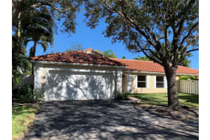 MLS# F10160385, Plantation, Florida 33324