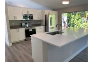 MLS# F10160385, Plantation, Florida 33324