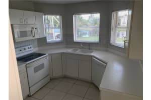 437 Lakeside Cir, Sunrise, FL 33326, Sold 03/18/19