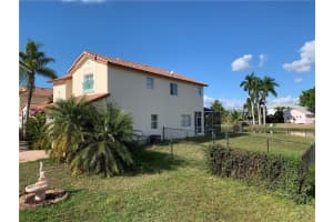 437 Lakeside Cir, Sunrise, FL 33326, Sold 03/18/19