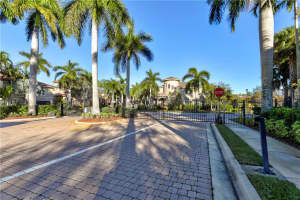 141 NW 117th Terrace, Plantation, FL 33325, Sold 11/25/19